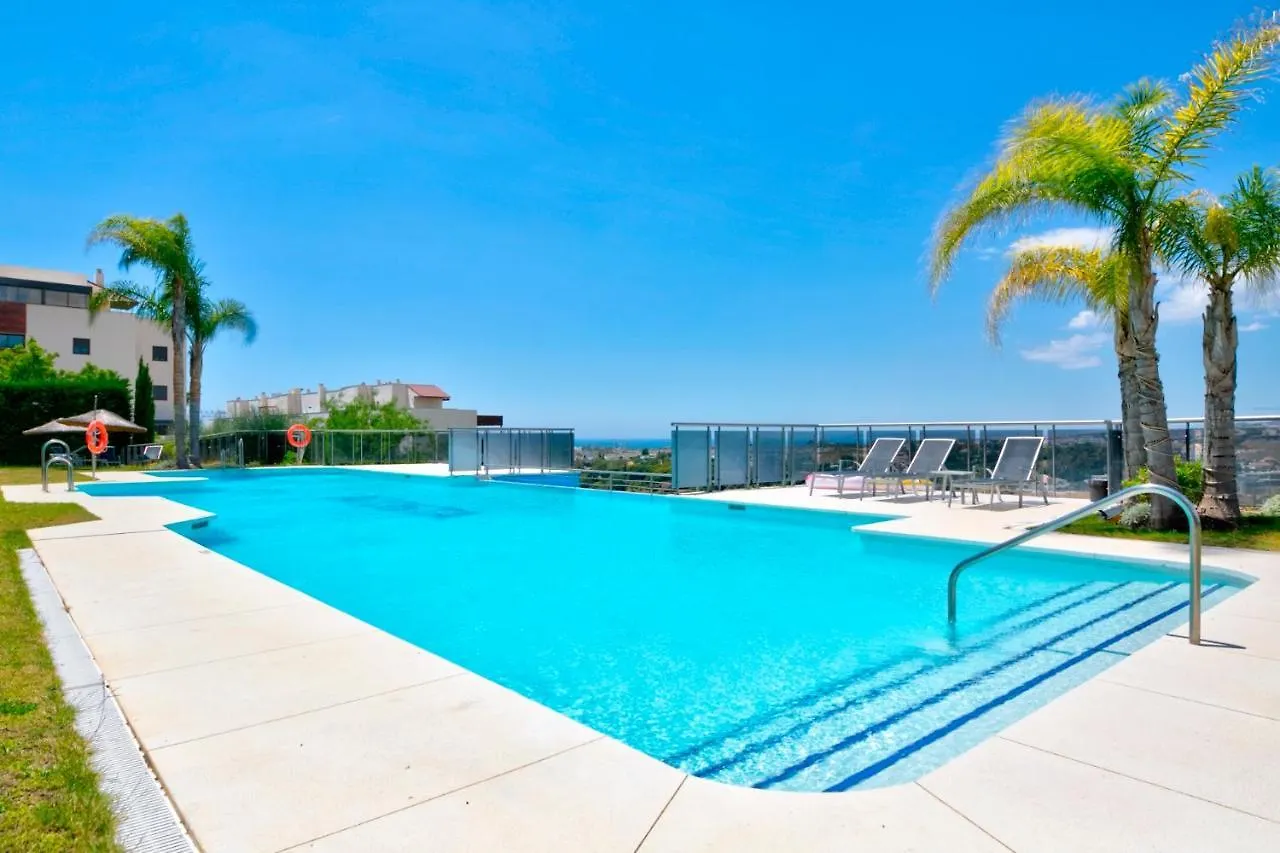 Mediterranean Swing - Acosta Apartment 4, Villa Padierna Estepona