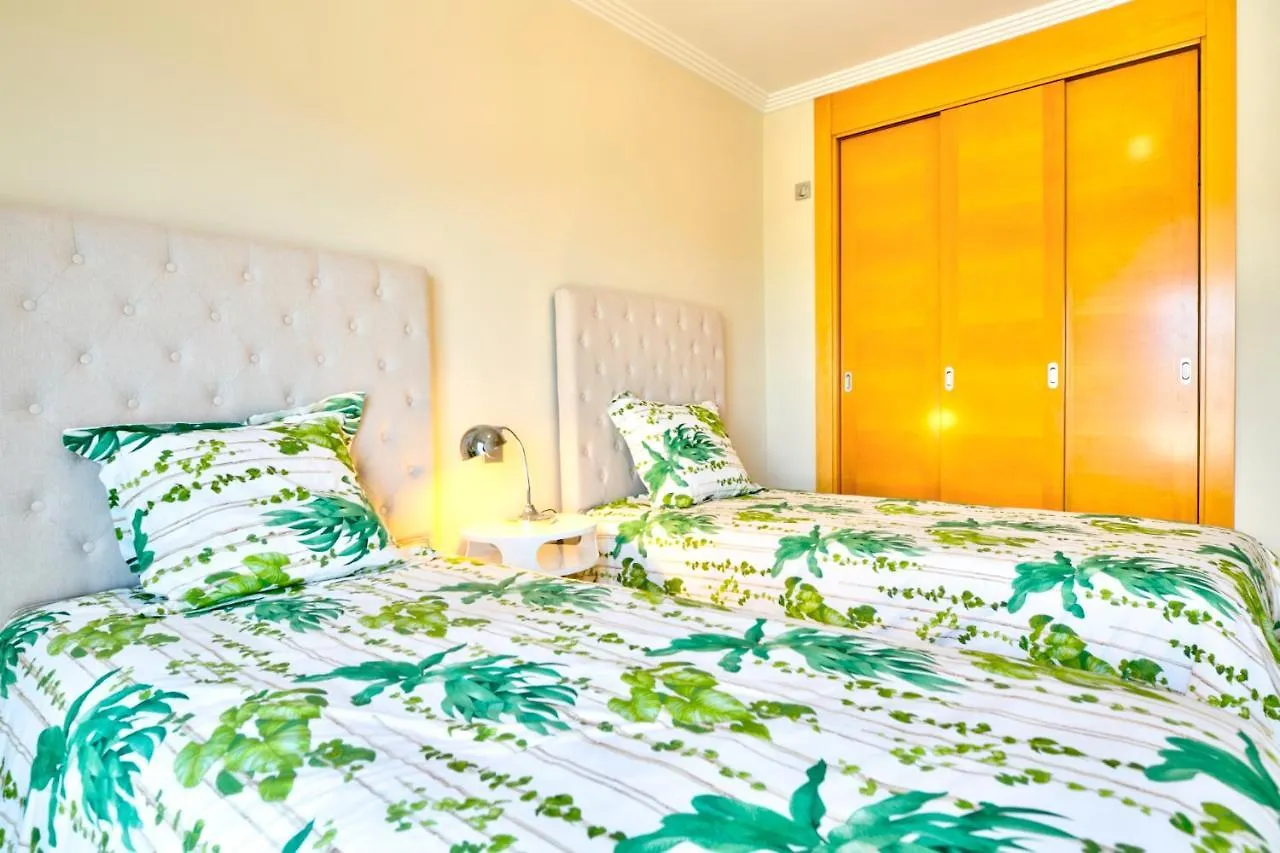 Mediterranean Swing - Acosta Apartment 4, Villa Padierna Estepona