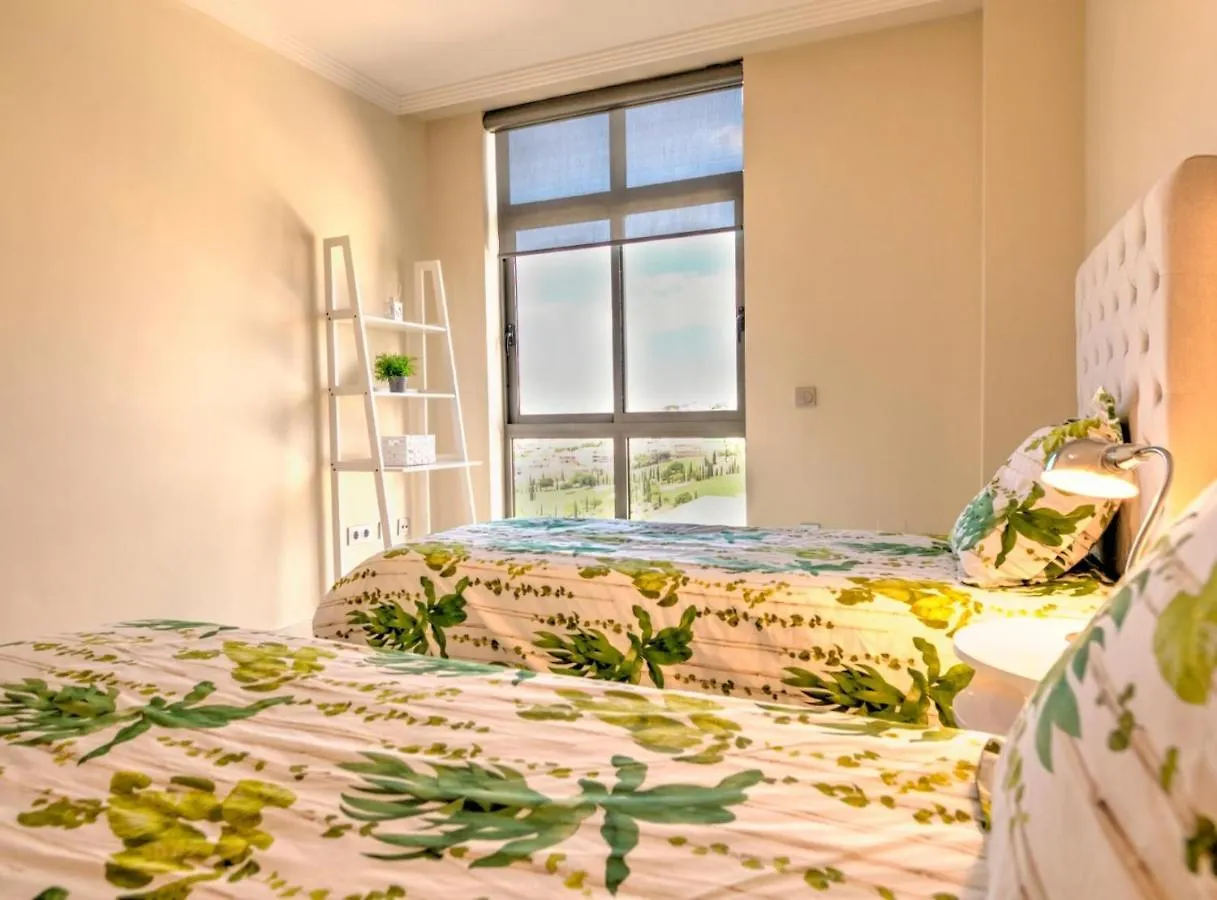 Mediterranean Swing - Acosta Apartment 4, Villa Padierna Estepona