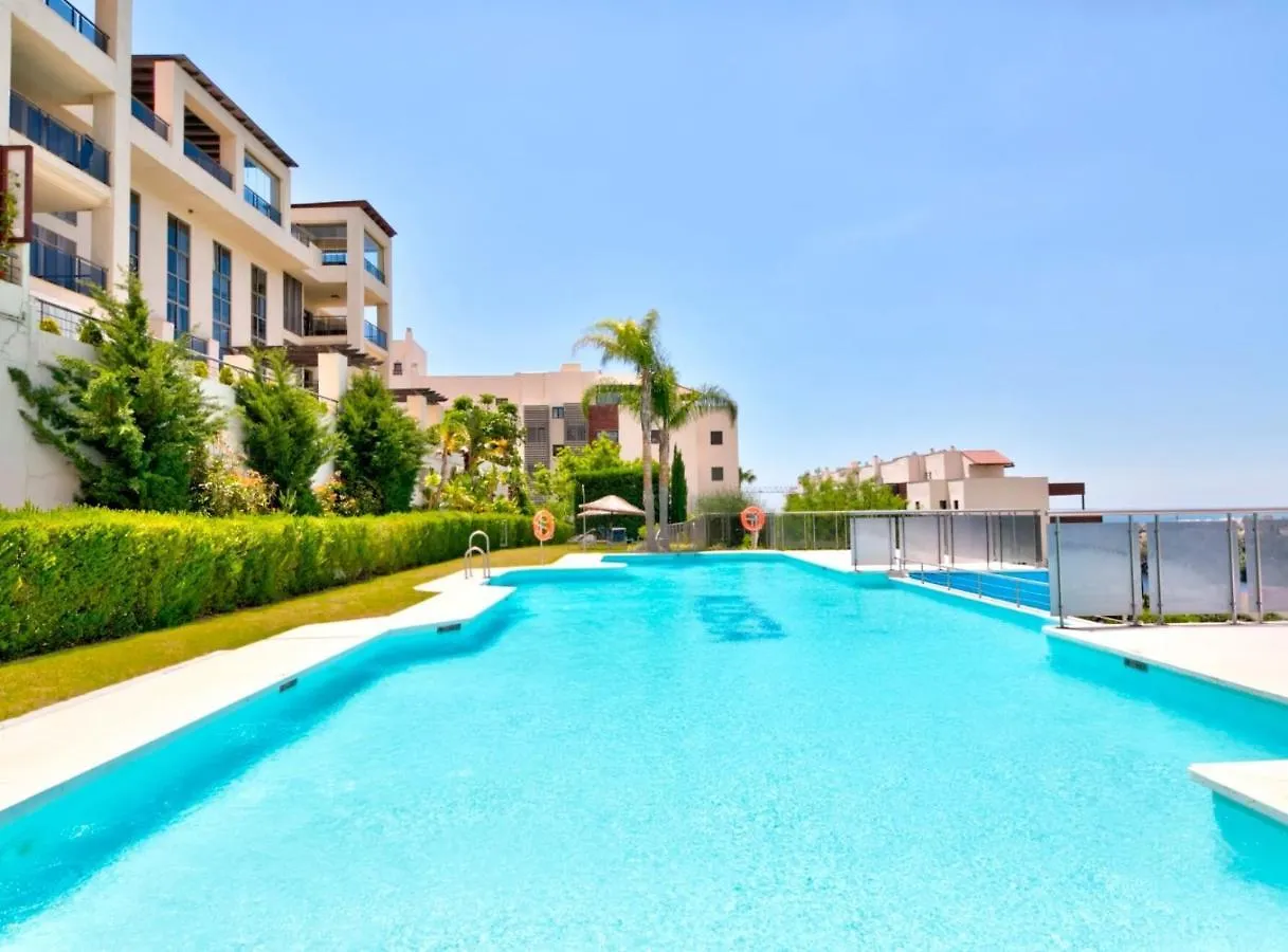 Mediterranean Swing - Acosta Apartment 4, Villa Padierna Estepona Spain