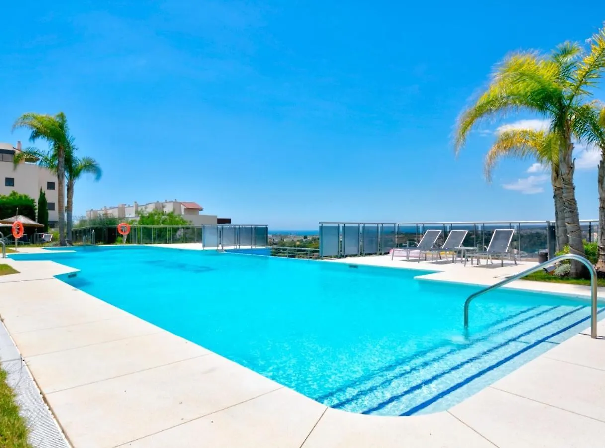 Mediterranean Swing - Acosta Apartment 4, Villa Padierna Estepona