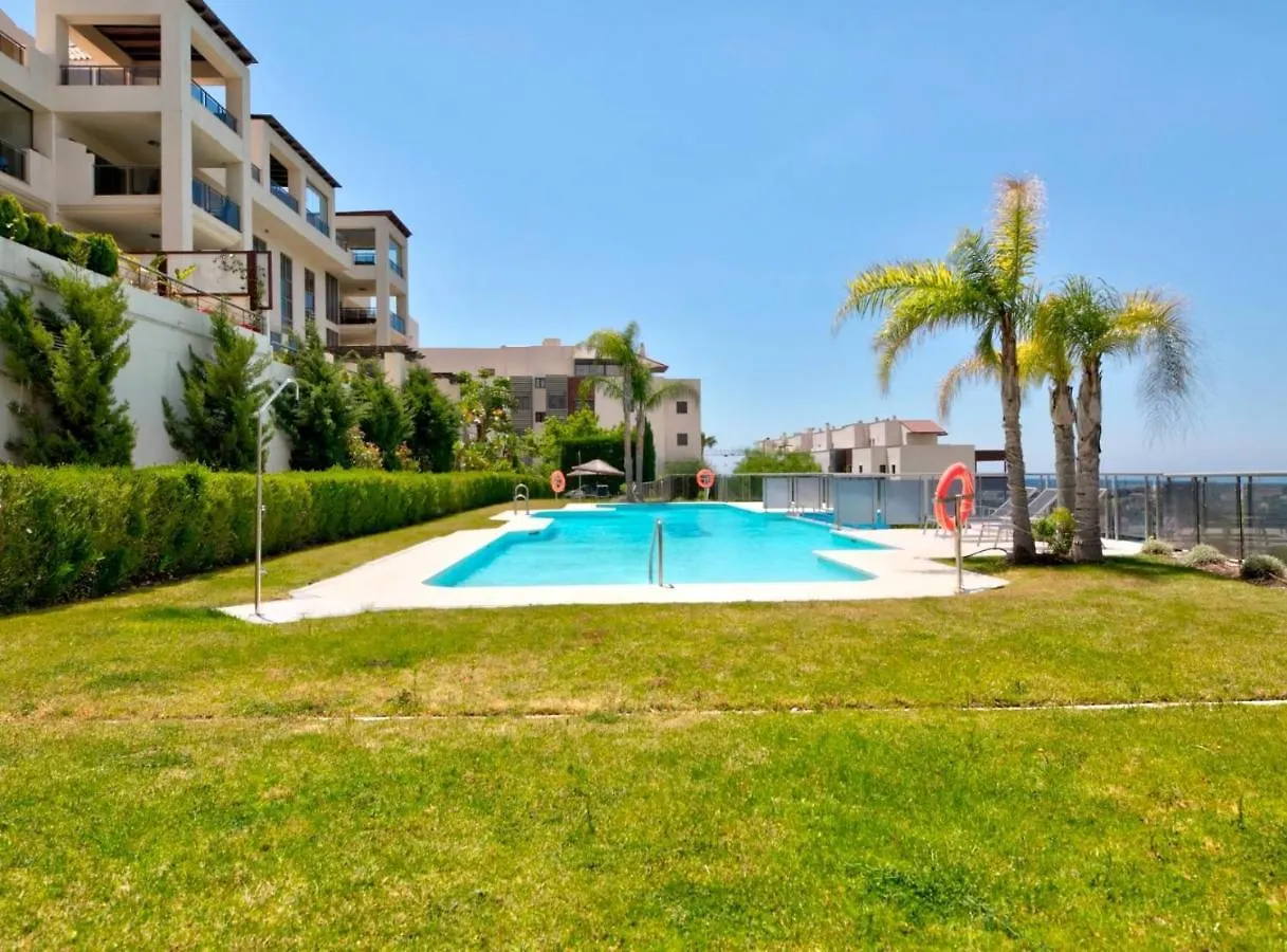 Mediterranean Swing - Acosta Apartment 4, Villa Padierna Estepona 0*,  Spain
